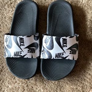 Kids Nike slides